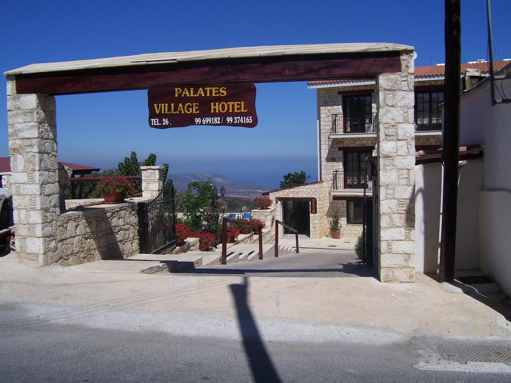 Palates Hotel Dhrousha Exterior photo